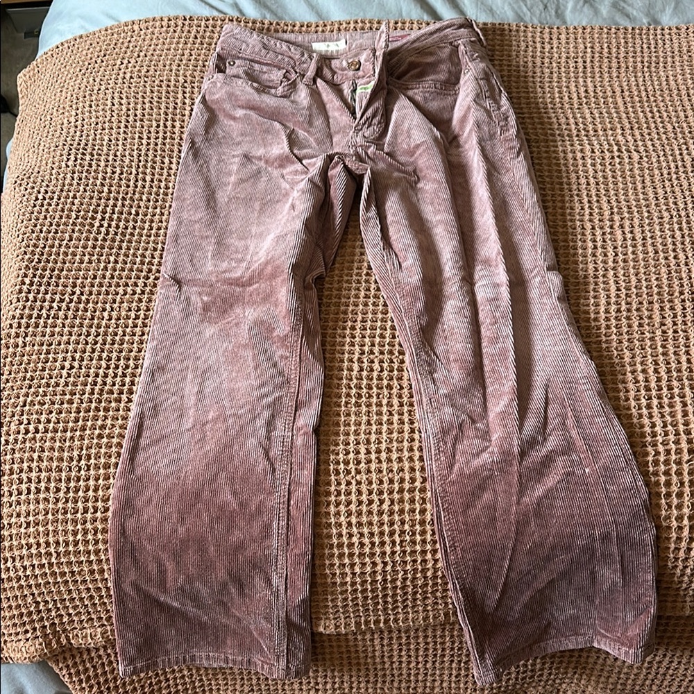 Corduroy Pants in Dusty Pink